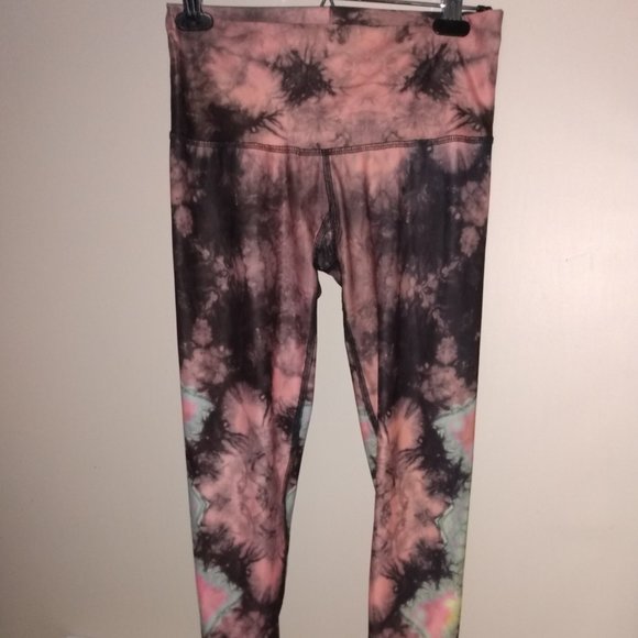 Teeki Eagle Feather Pink Hot Pant Leggings Size M - Picture 13 of 16